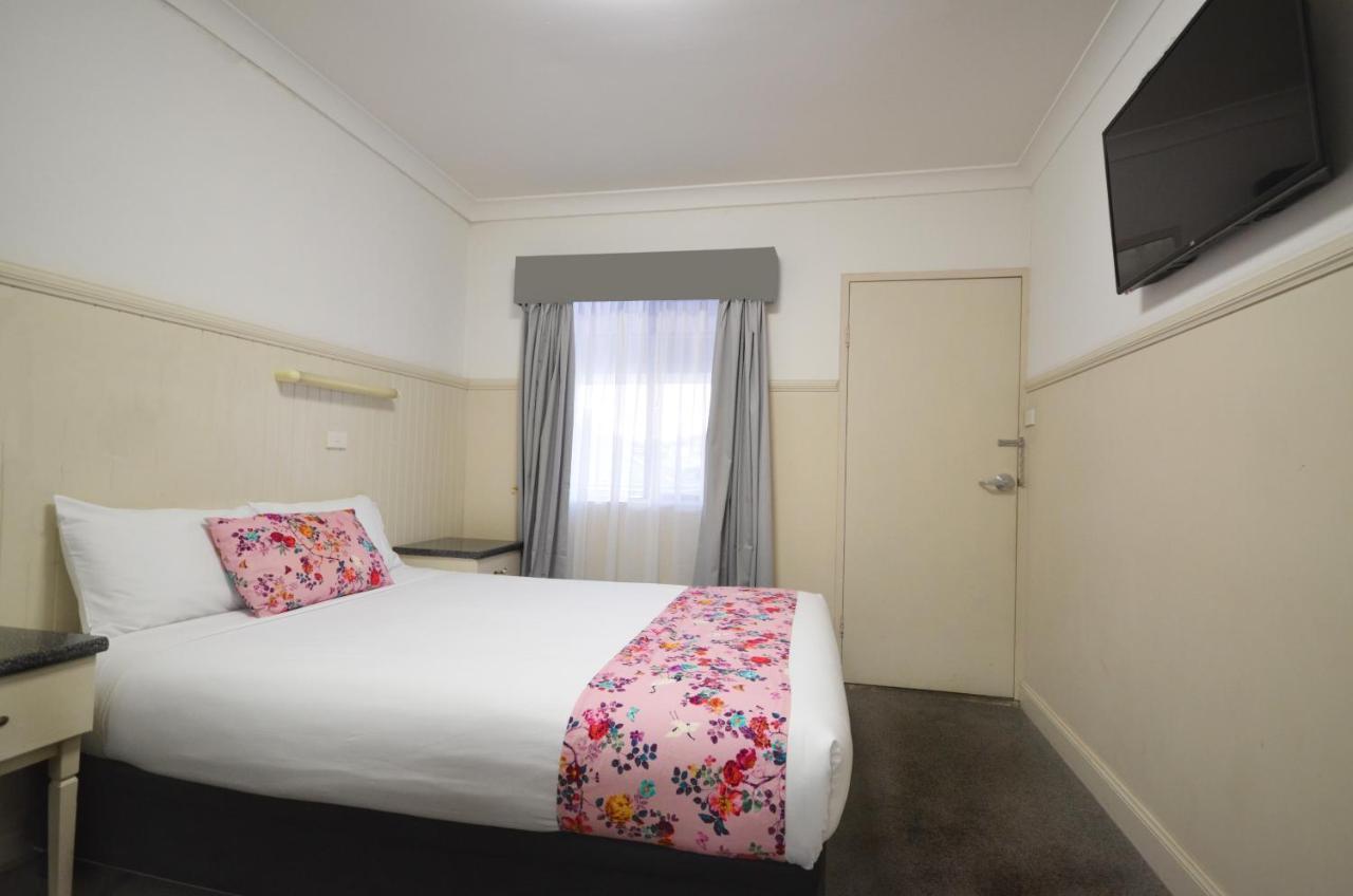 Ben Chifley Motor Inn Bathurst Exterior photo