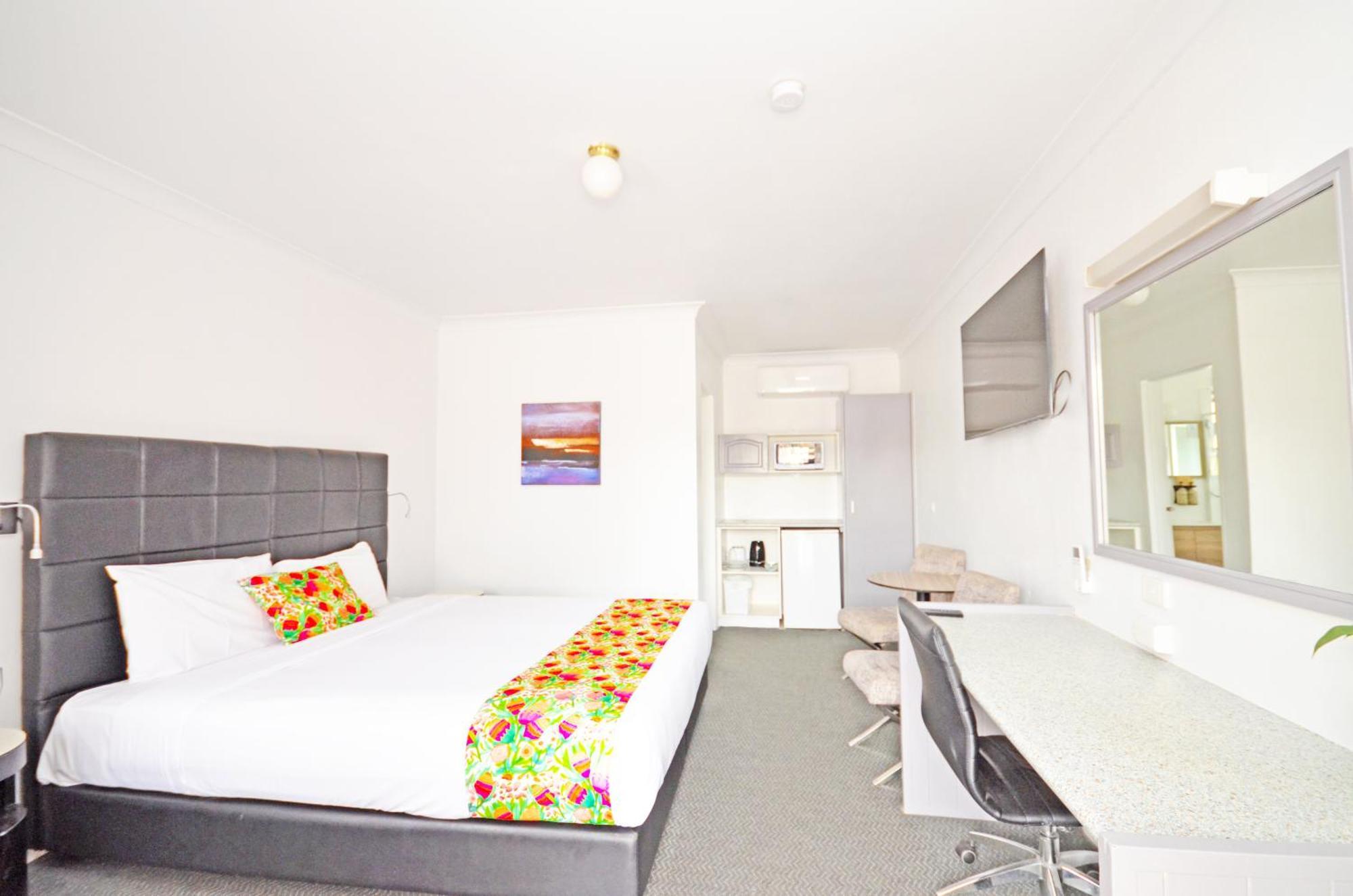 Ben Chifley Motor Inn Bathurst Exterior photo
